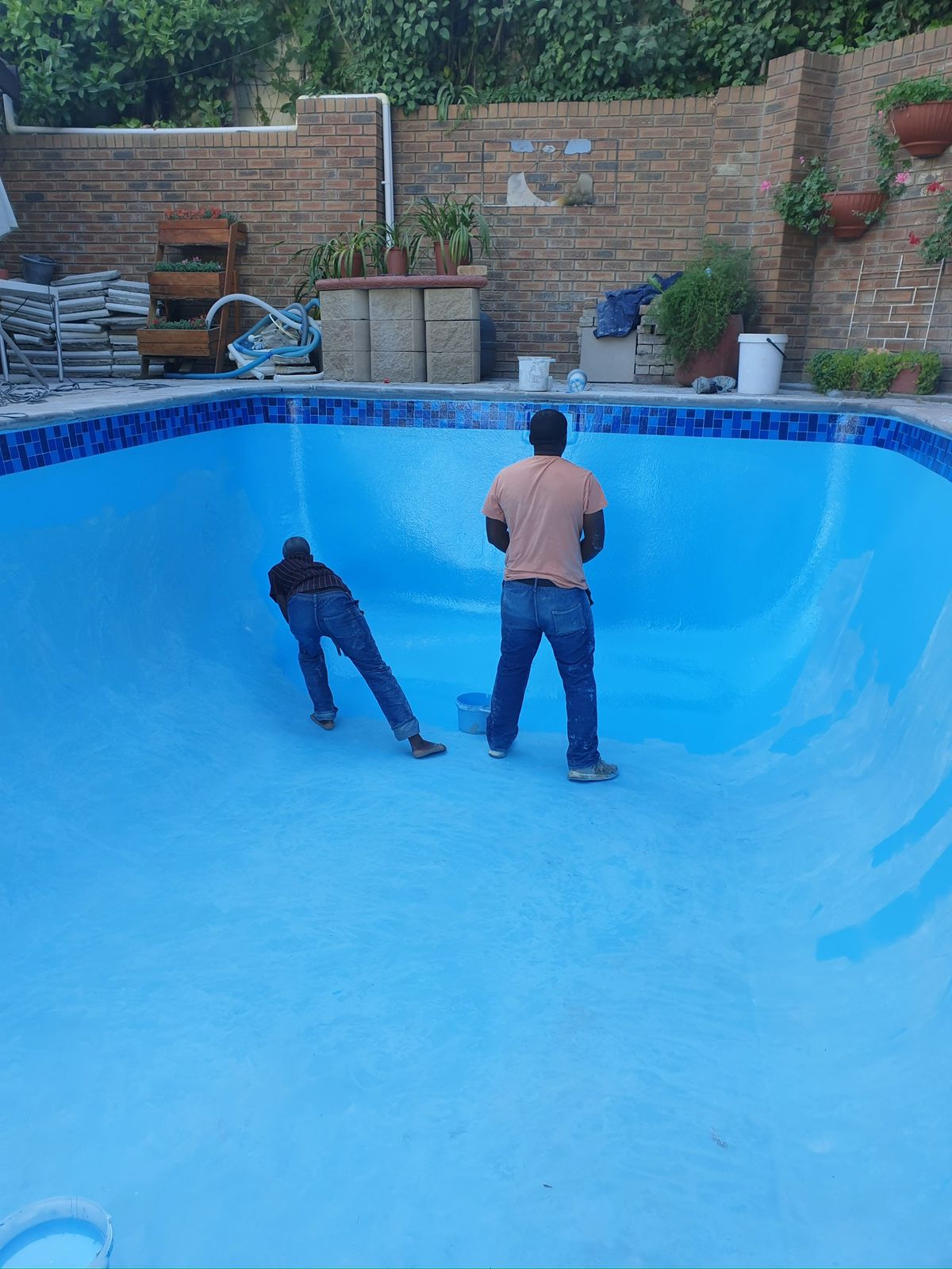 Finished blue pool surface after Aquatic Pools renovation
