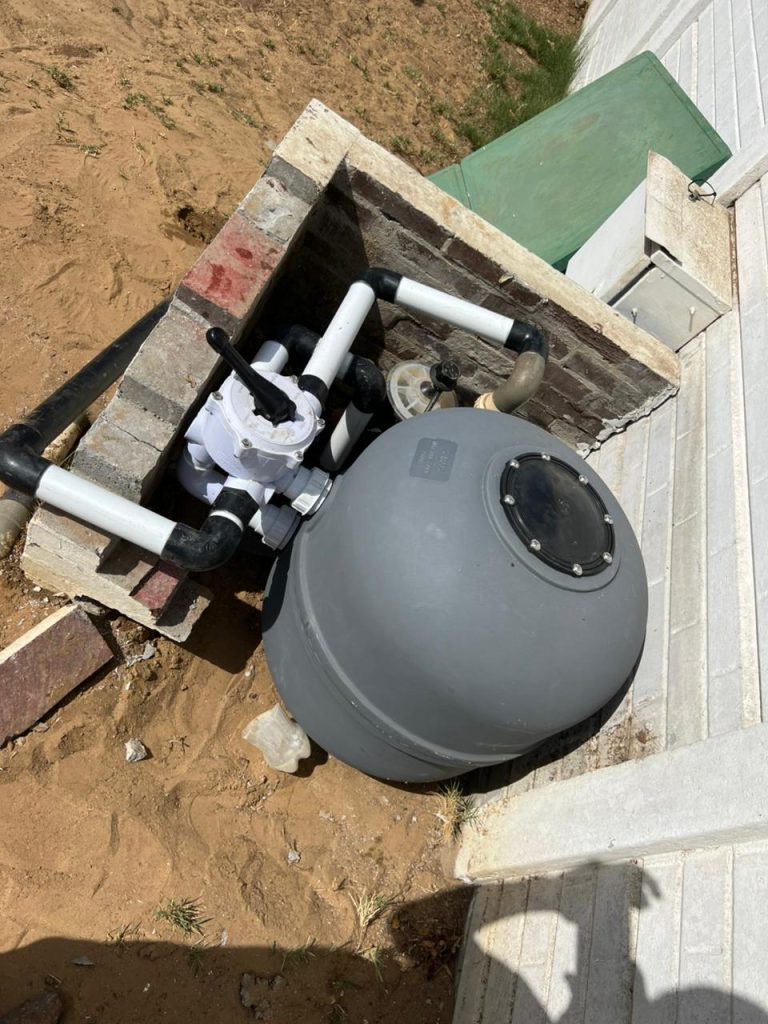 Pool filtration plumbing and valve repair