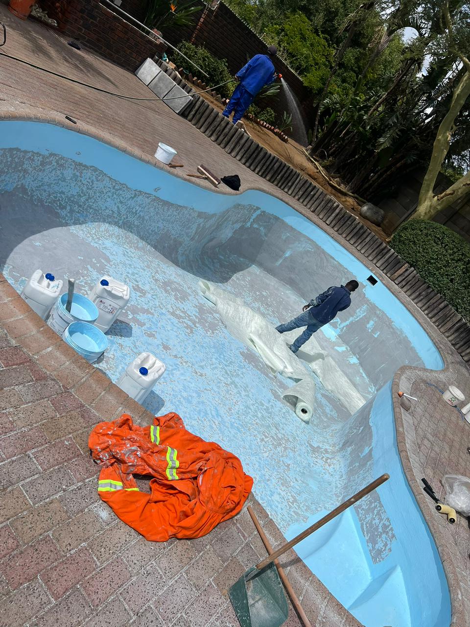 Finished blue marbelite pool resurfacing in Cape Town by Aquatic Pools
