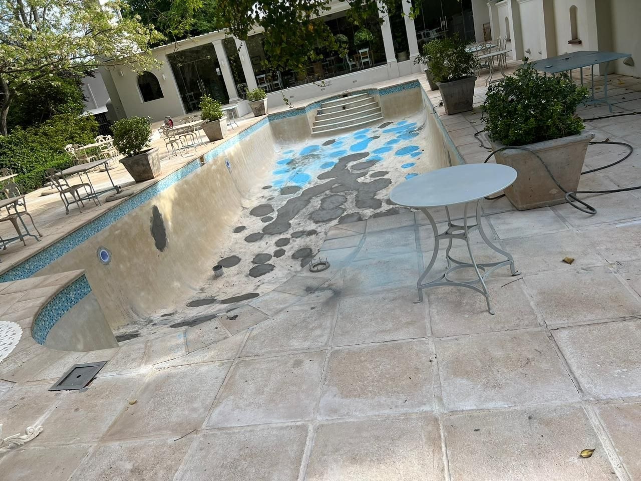 Pool mosaic and tiling in Cape Town